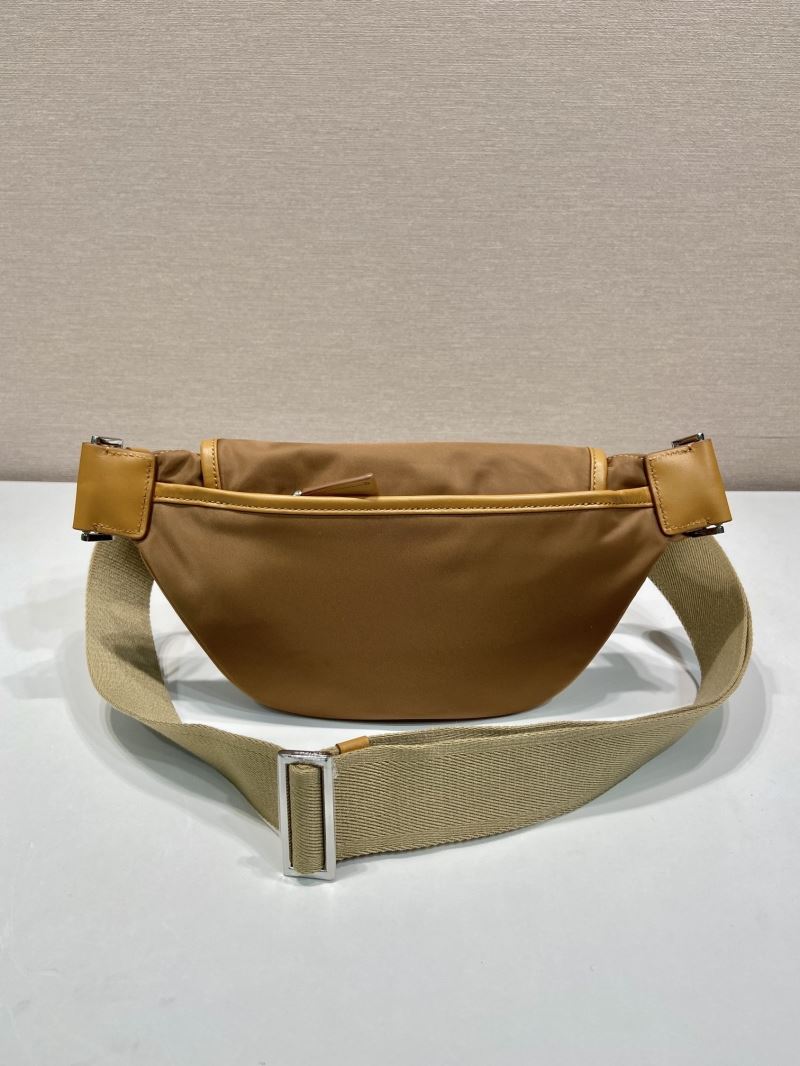 Pra*a waist chest packs